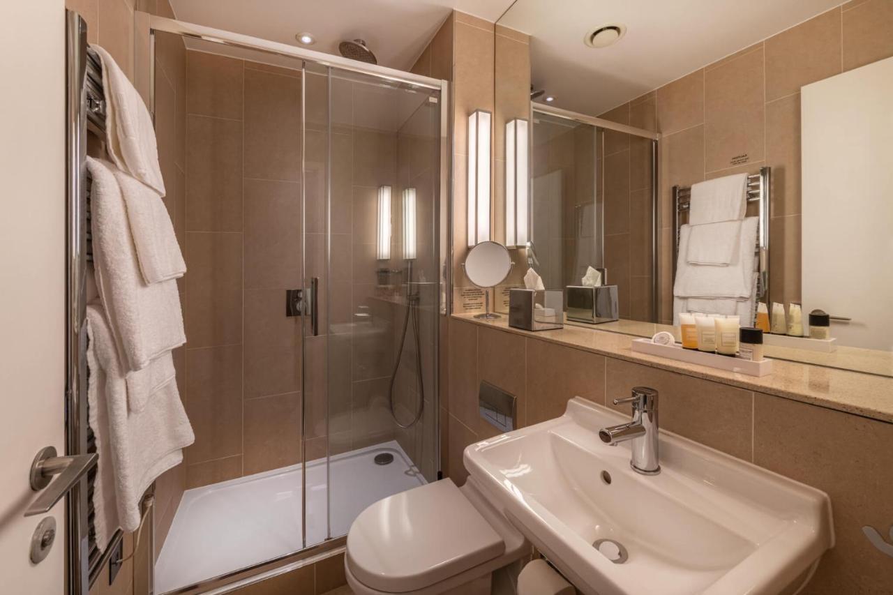 เดอะ แน้ดเลอร์ วิคตอเรีย Hotel ลอนดอน ภายนอก รูปภาพ