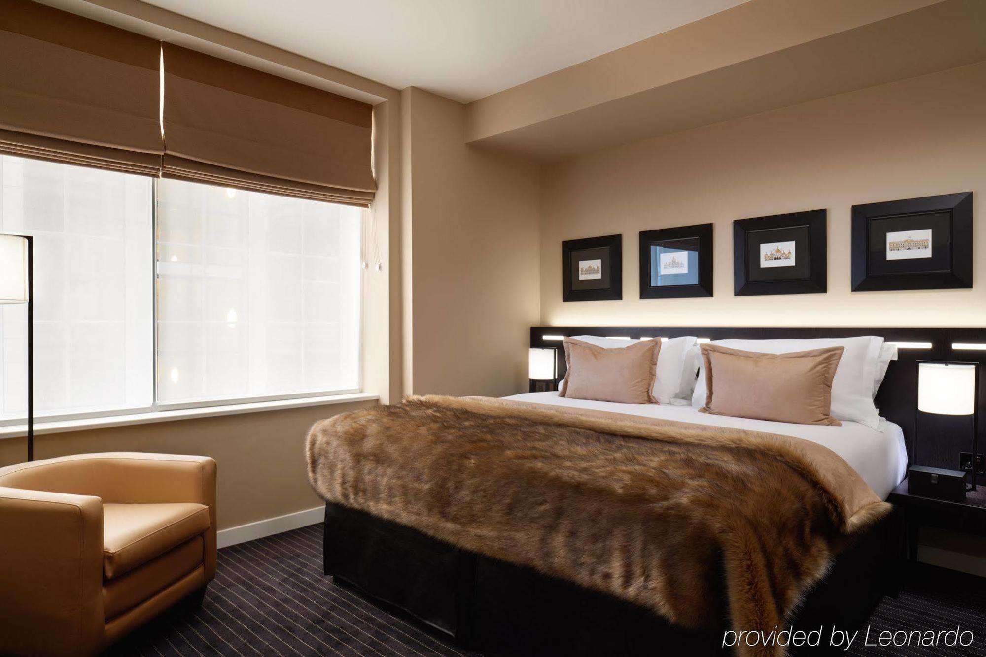 เดอะ แน้ดเลอร์ วิคตอเรีย Hotel ลอนดอน ภายนอก รูปภาพ